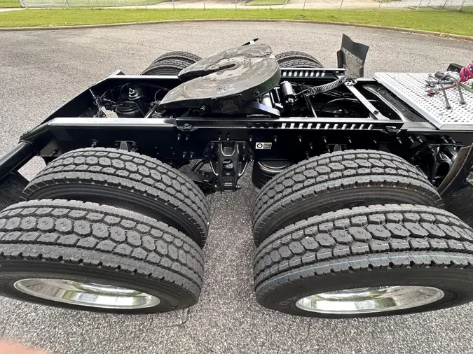 2021 Peterbilt 389