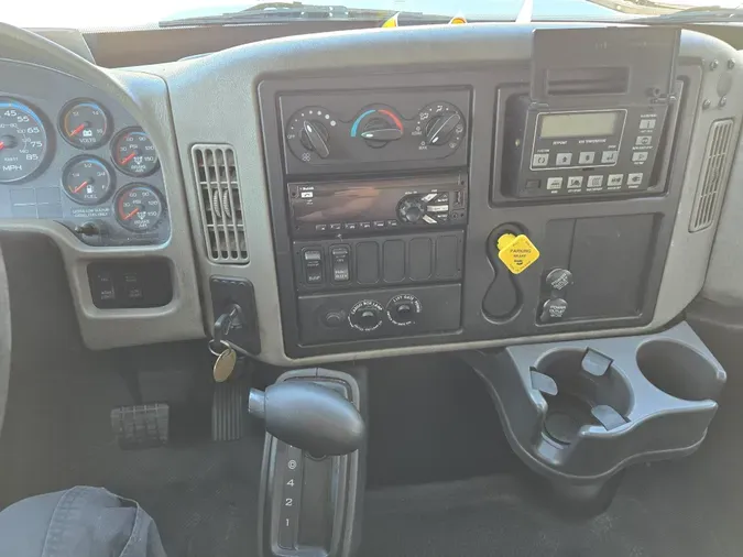 2018 NAVISTAR INTERNATIONAL 4300