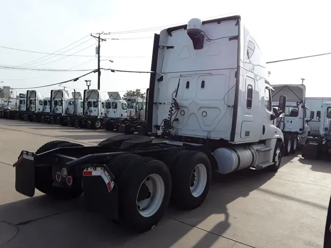 2019 FREIGHTLINER/MERCEDES CASCADIA 125