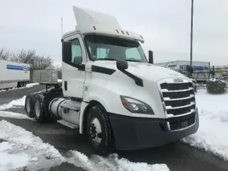 2019 Freightliner T12664ST