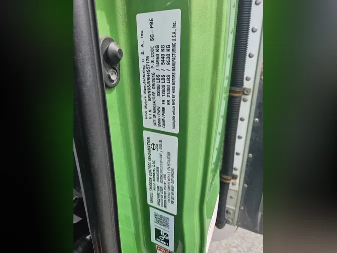 2017 HINO 338 Reefer