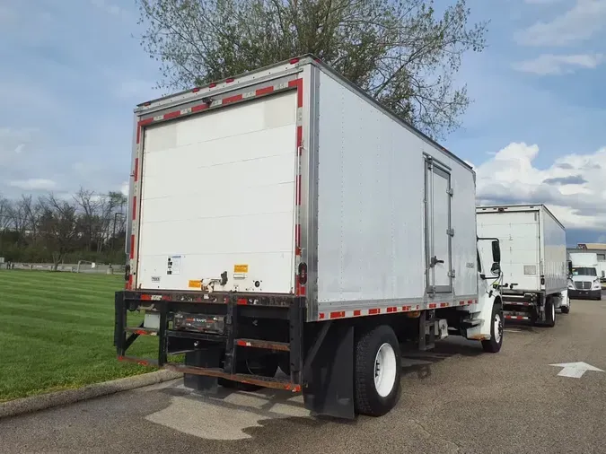 2019 FREIGHTLINER/MERCEDES M2 106