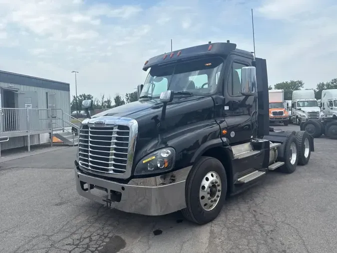2019 FREIGHTLINER/MERCEDES CASCADIA 125dbf53eff5653d37ebc99443a371fd9a2