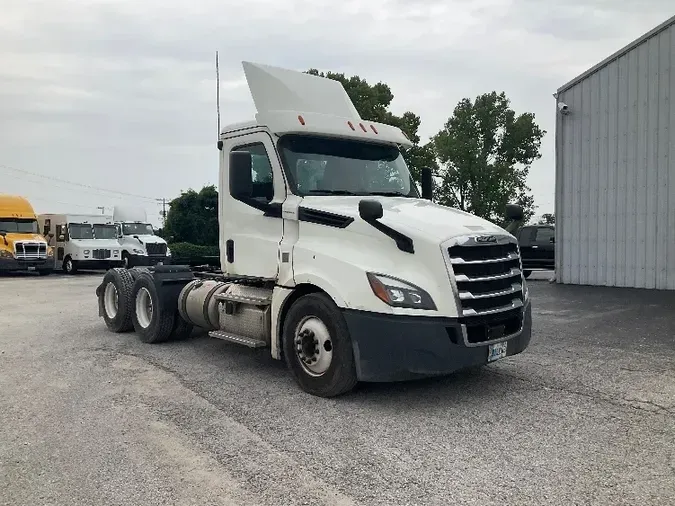 2019 Freightliner T12664STdbf5ee890e82ae6faace2eaeb07a625a