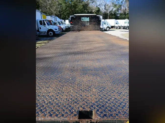 2019 FREIGHTLINER/MERCEDES M2 106