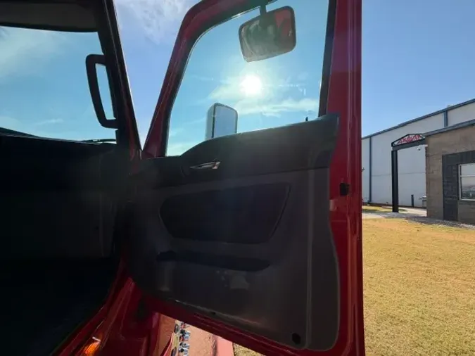 2021 INTERNATIONAL LT625