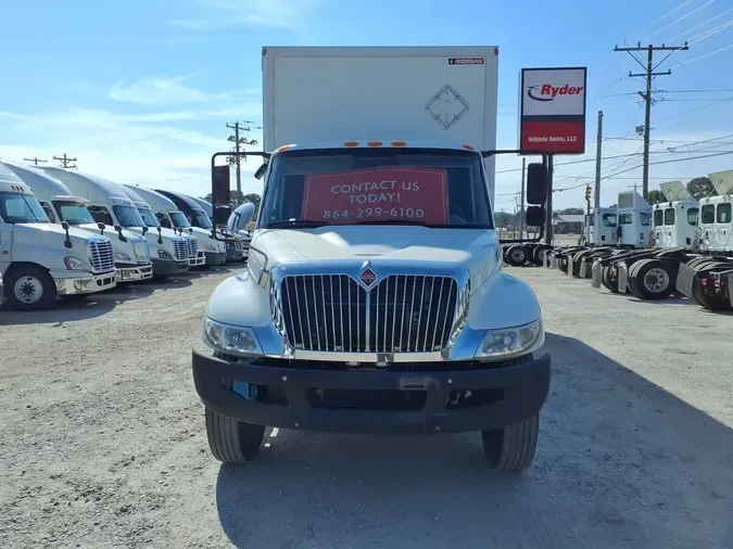 2019 NAVISTAR INTERNATIONAL 4300