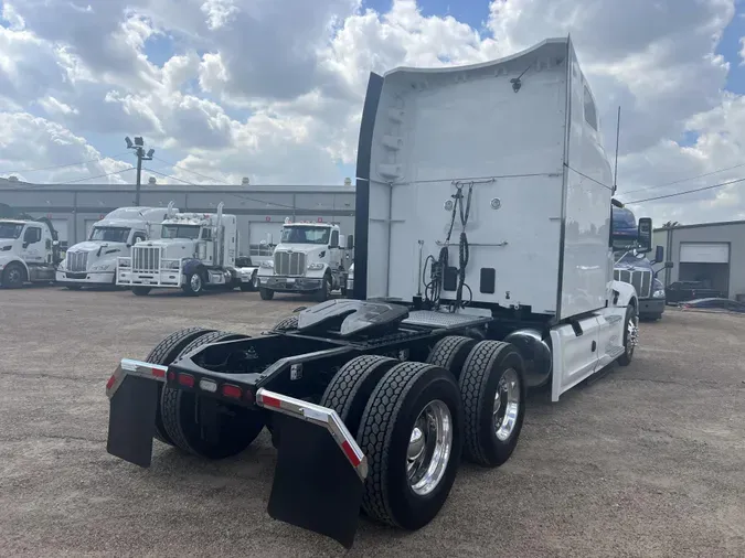 2022 Peterbilt 579