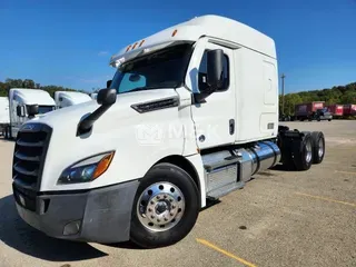 2022 FREIGHTLINER Cascadia 126