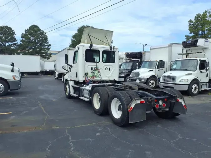 2019 FREIGHTLINER NEW CASCADIA PX12664