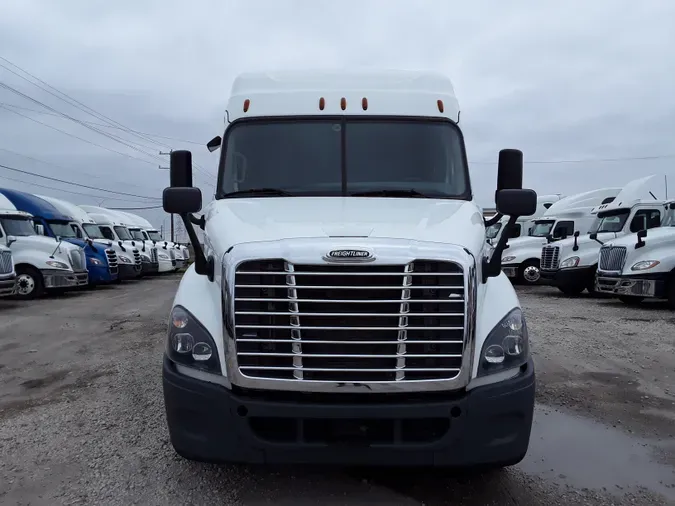 2019 FREIGHTLINER/MERCEDES CASCADIA 113