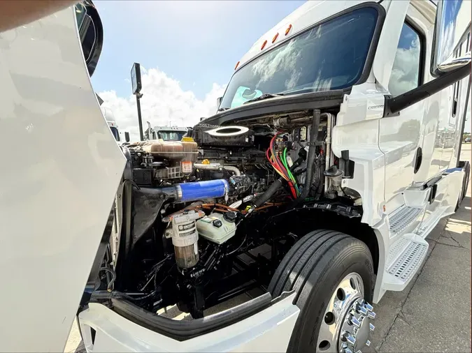 2022 Freightliner PT126SLP