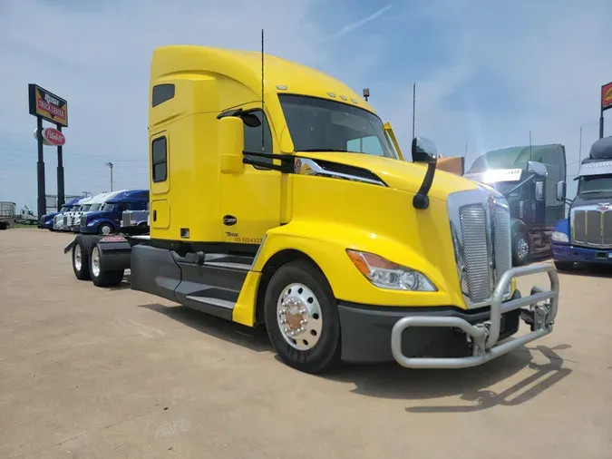 2023 Kenworth T680