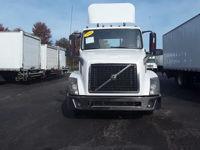 2018 VOLVO VNL64TRACTOR