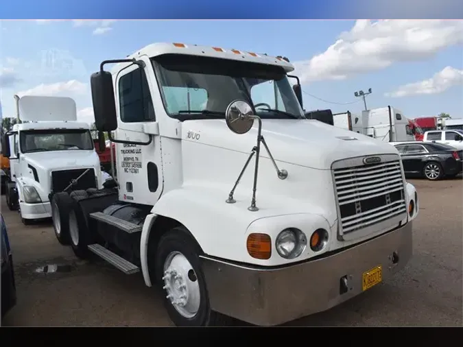 2000 FREIGHTLINER CENTURY 112