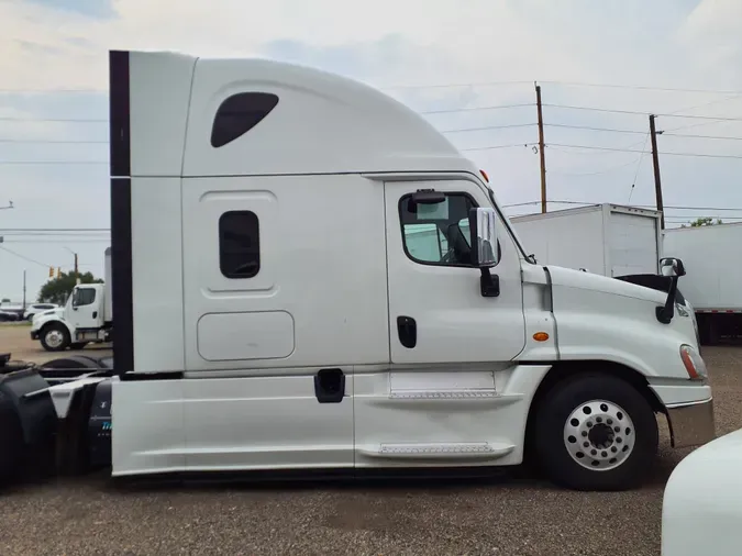 2018 FREIGHTLINER/MERCEDES CASCADIA 125