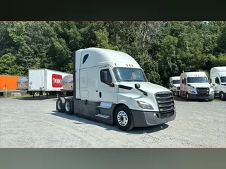 2023 Freightliner Cascadia 126