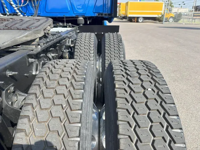 2020 International LT625