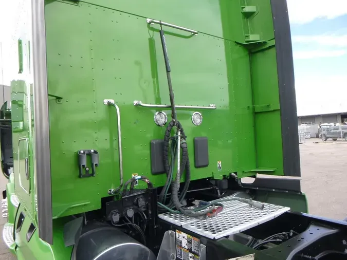 2022 Kenworth T680dc0a820cf018111e29acb5963d403ed8