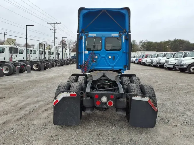 2019 FREIGHTLINER/MERCEDES NEW CASCADIA PX12664