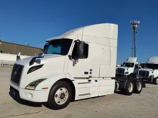 2019 VOLVO VNR64T-640