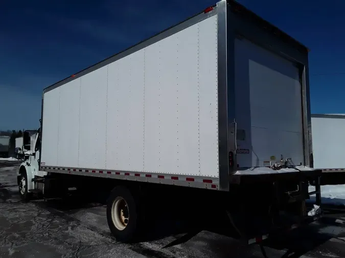 2018 FREIGHTLINER/MERCEDES M2 106