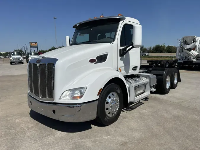 2017 Peterbilt 579