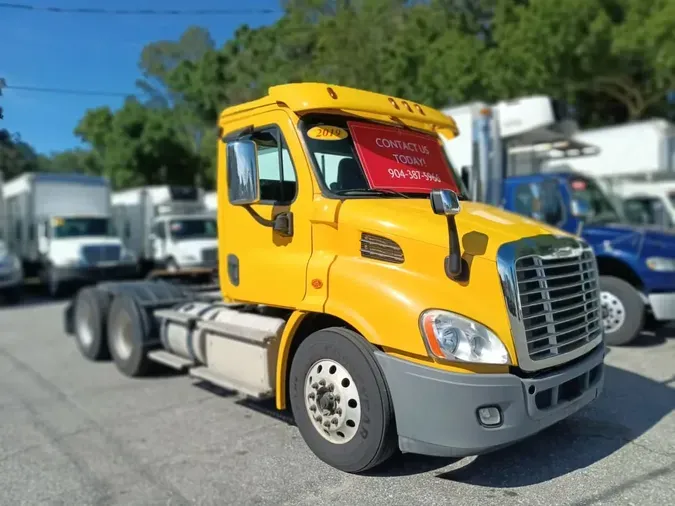 2019 FREIGHTLINER CASCADIA 113