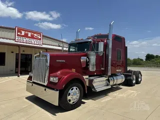 2019 KENWORTH W900L