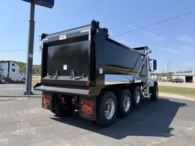 2026 VOLVO VHD84F300
