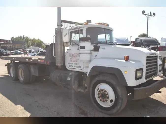 1994 MACK RD688Sdc17993920b218e9b7619c76ce88e408