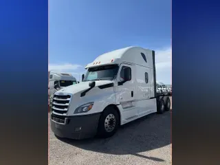 2020 Freightliner NEW CASCADIA PX12664