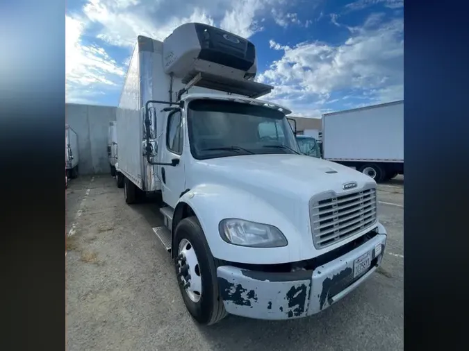 2016 FREIGHTLINER/MERCEDES M2 106