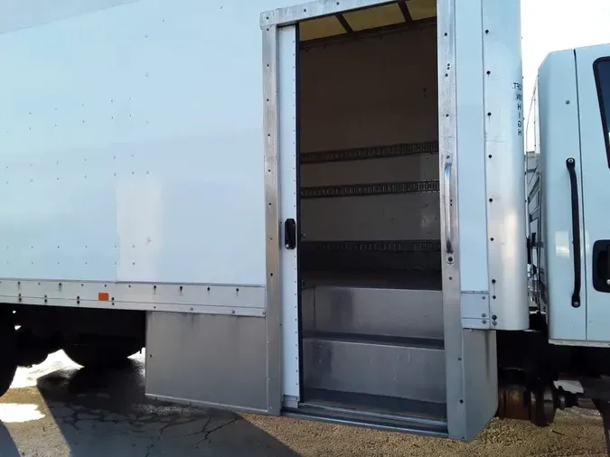 2019 NAVISTAR INTERNATIONAL 4300 SBA