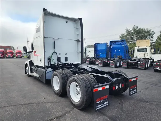 2023 KENWORTH T680