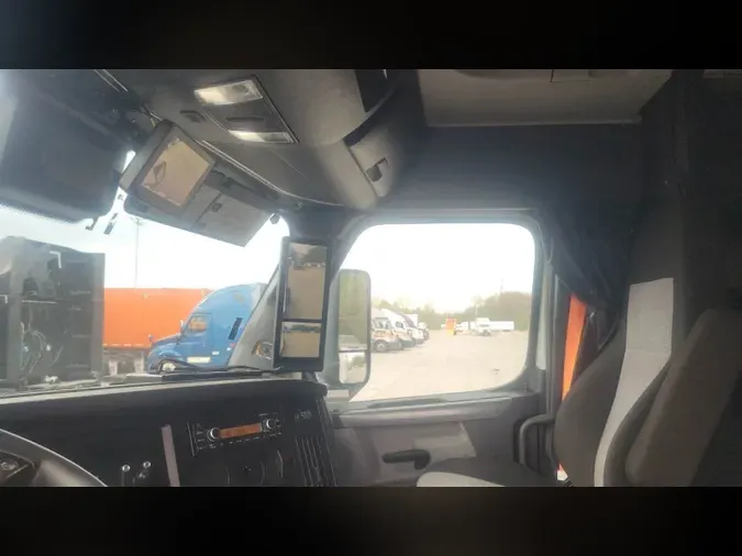 2021 Freightliner Cascadia