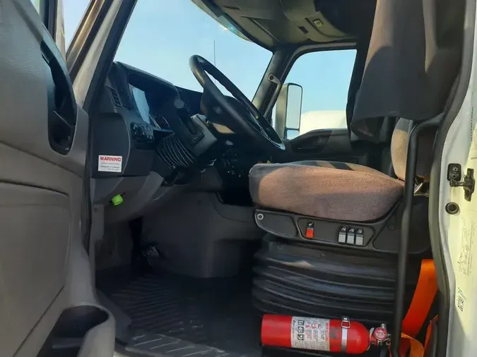 2020 NAVISTAR INTERNATIONAL LT625 SLPR CAB