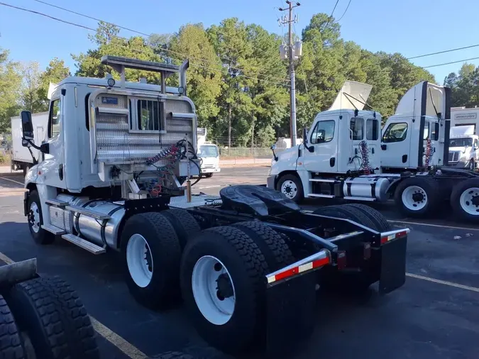 2019 FREIGHTLINER/MERCEDES CASCADIA 125dc298b2ad748ca3d9992337f4ba5c323