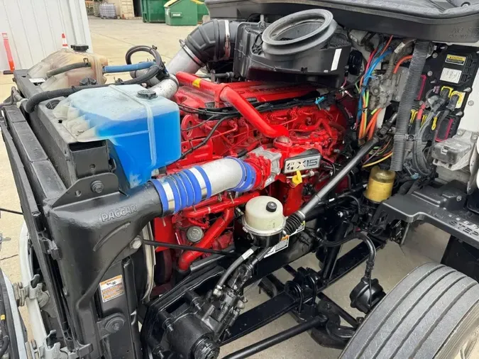 2022 Peterbilt 579dc2b94a7c7da66a395877e6af36565c7