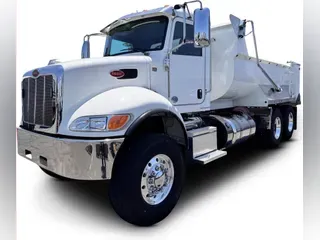 2021 Peterbilt 348