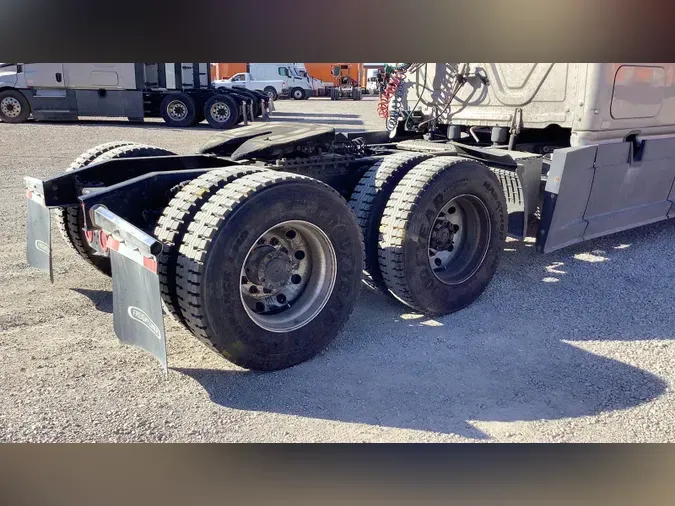 2022 Freightliner Cascadia