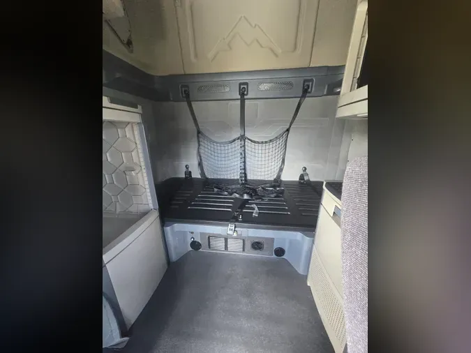 2019 FREIGHTLINER/MERCEDES CASCADIA 125