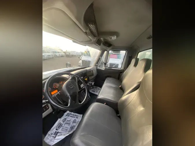 2019 NAVISTAR INTERNATIONAL 4300 SBA