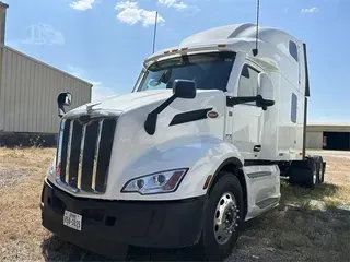 2022 PETERBILT 579