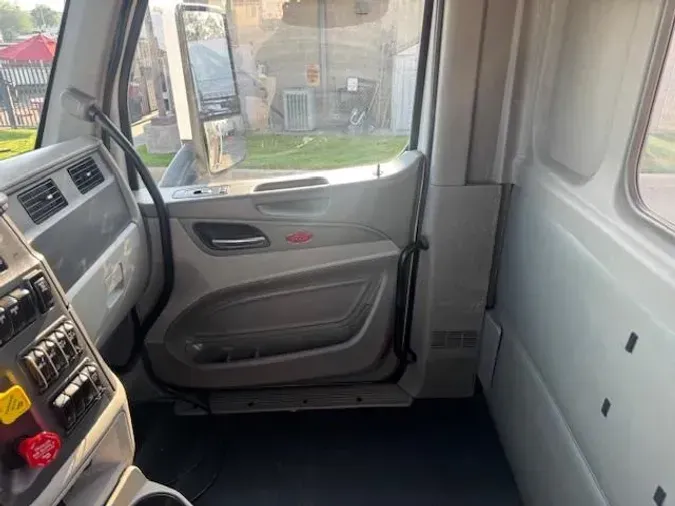 2020 Peterbilt 567