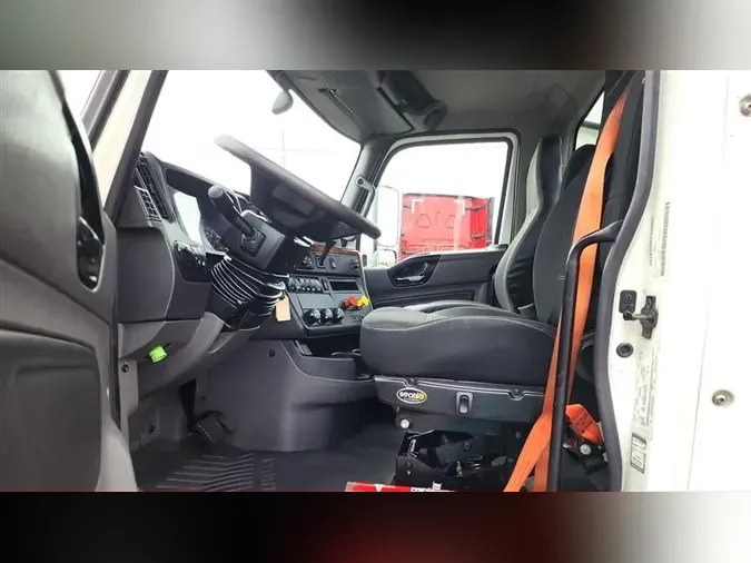 2020 INTERNATIONAL RH613