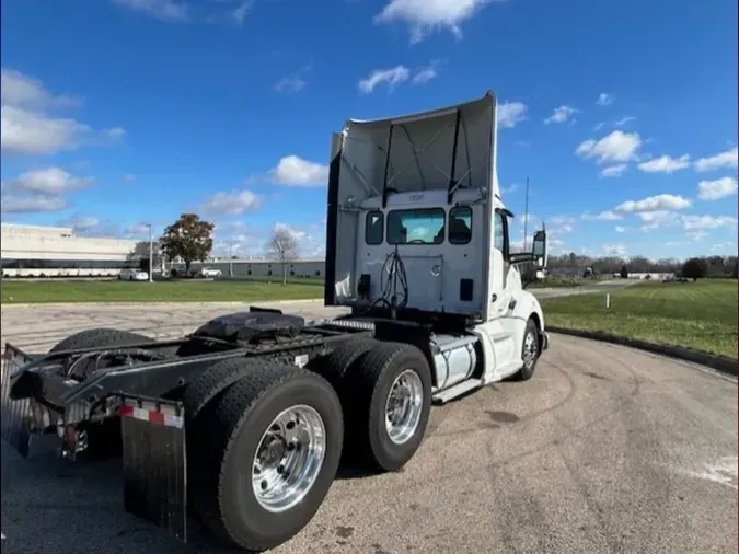 2022 Kenworth T680