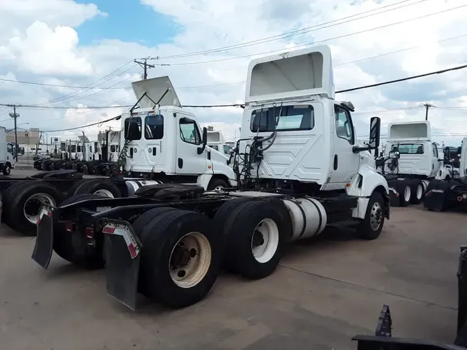 2019 NAVISTAR INTERNATIONAL LT625 DAYCAB T/A