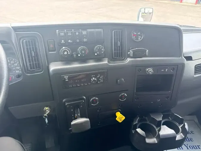 2020 NAVISTAR INTERNATIONAL MV607 (4X2)