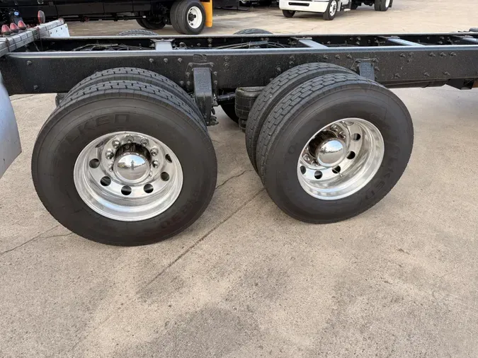 2018 Peterbilt 348dc4e208bbce3ebd0fcaa1a714cf25075